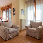 Lägenhet Italianway Comfort - Tolstoi 1