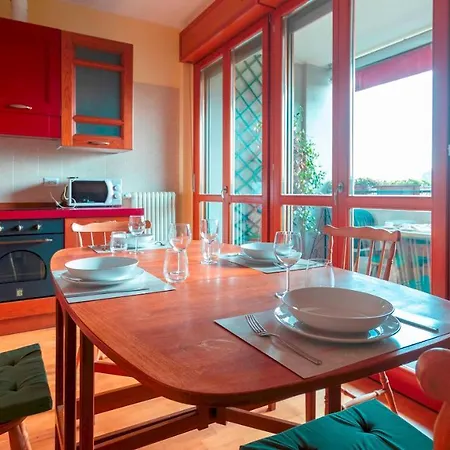 Italianway - Tolstoi 1 Apartment Milan
